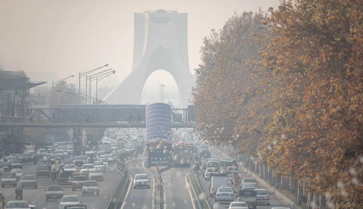 مرگ سالانه ۵۳ هزار ایرانی بر اثر آلودگی هوا؛ صنعت سیمان چه نقشی دارد؟