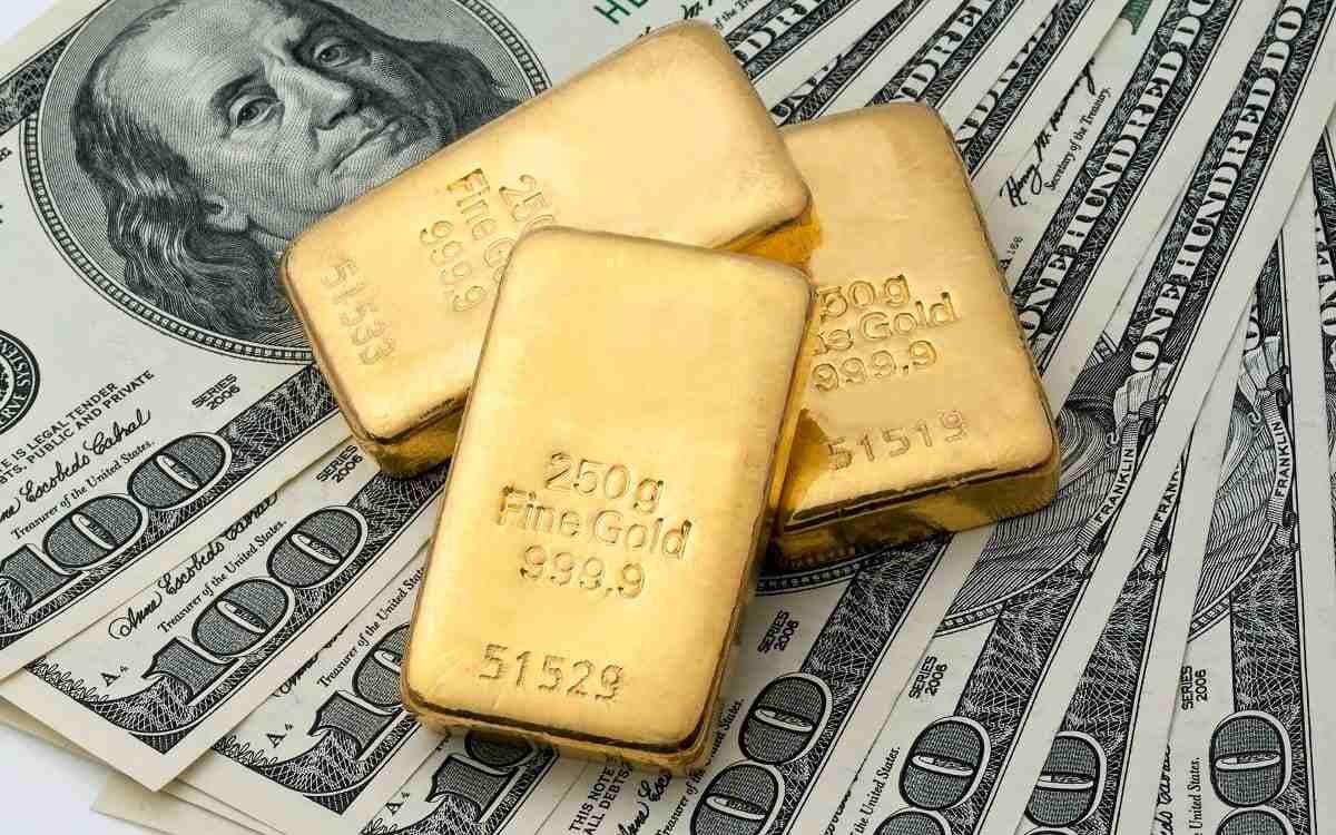 نوسان دوباره بازار ارز؛ آیا دلار آزاد تا ۱۱۰ هزار تومان پیش خواهد رفت؟