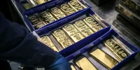 نوسان طلا در محدوده ۴۰۰۰ دلار؛ سرمایهگذاران در انتظار تصمیم فدرال رزرو نوسان طلا در محدوده ۴۰۰۰ دلار؛ سرمایهگذاران در انتظار تصمیم فدرال رزرو