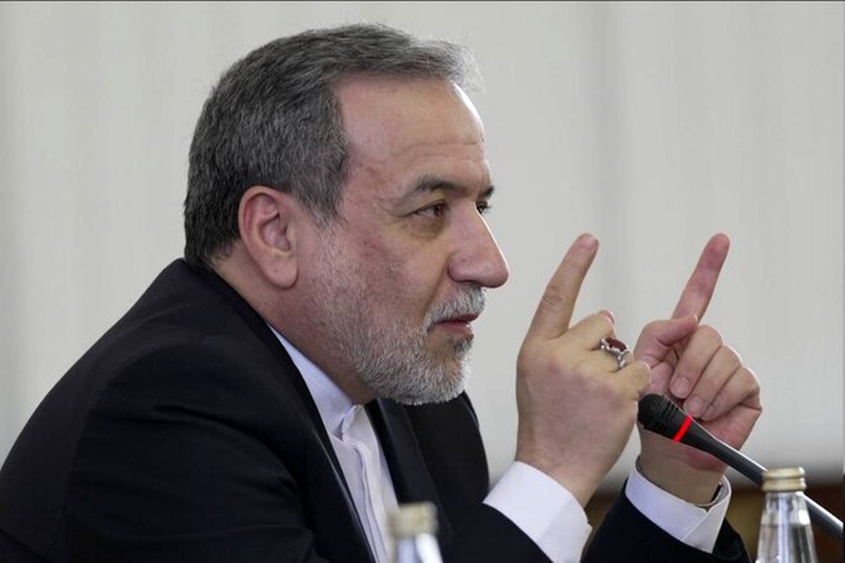 عراقچی در همدان: دیپلماسی اقتصادی با تکیه بر گردشگری و آموزش استان امکان‌پذیر است