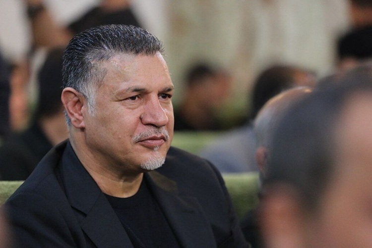 عکس جنجالی علی دایی با ساسی مانکن طرفدارانش را به جوش آورد