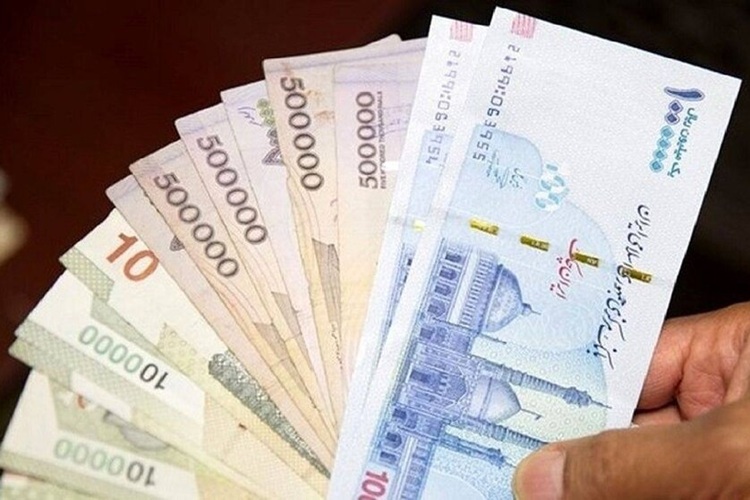 کارمندان و کارگران بخوانند: صفر تا صد مبلغ و نحوه محاسبه عیدی ۱۴۰۵