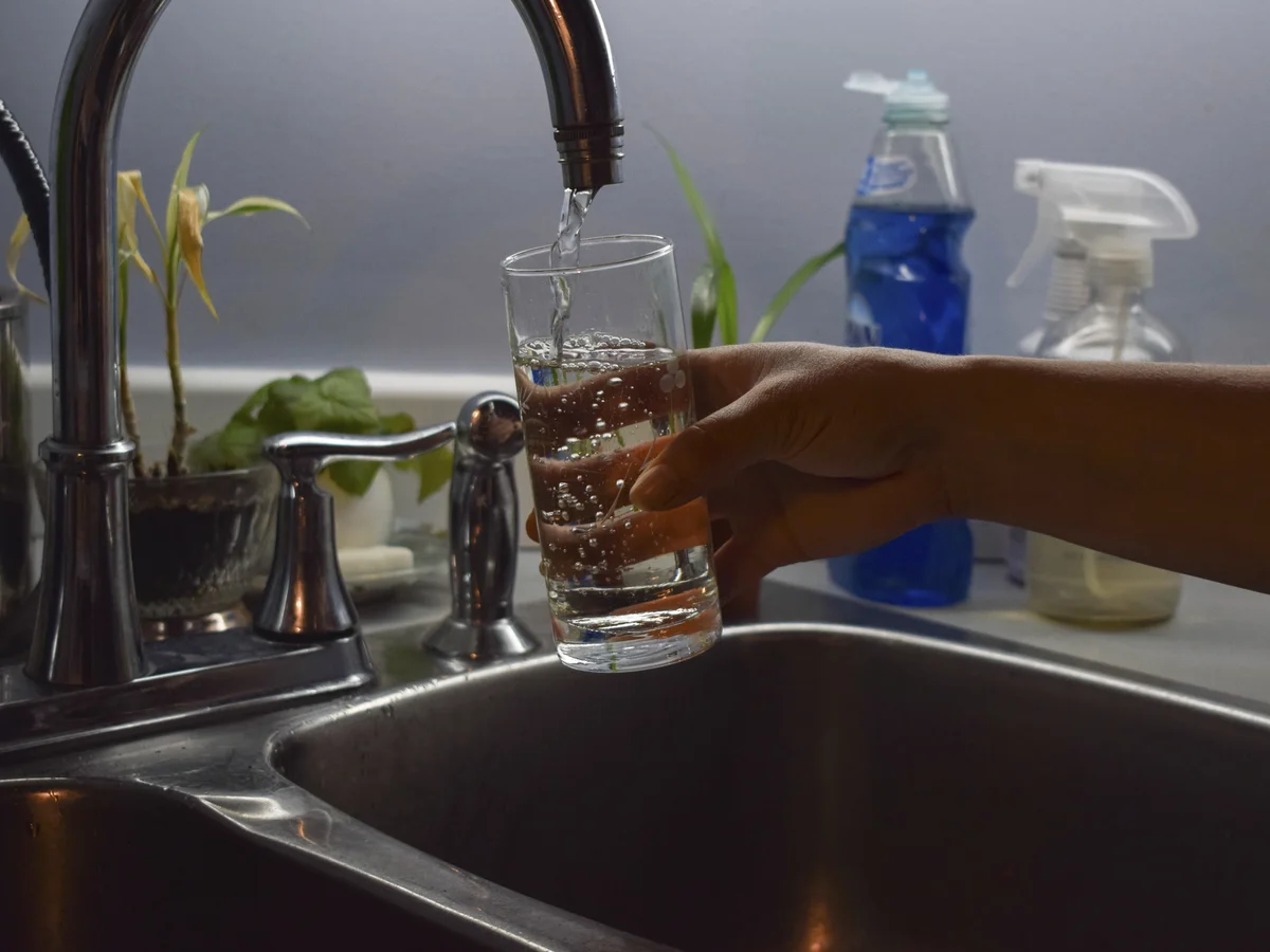 «آب در خواب شهروندان گم شد!» پشت پرده کاهش فشار آب تهران در نیمه‌شب‌ها