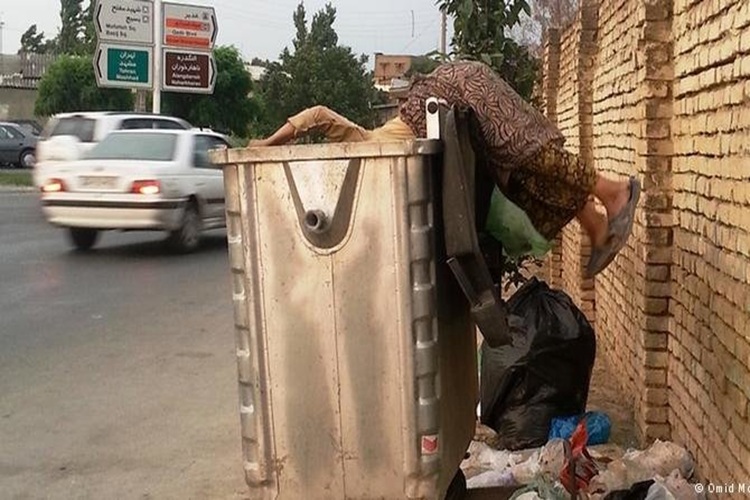 طنز تلخ اقتصاد ایران؛ فرد اعدامی با وزارت راه قرارداد میلیاردی می‌بندد