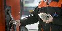 قیمت بنزین ۷۰ هزار یا ۳۰ هزار تومانی؟؛ چرا دولت پاسخگو نیست؟
