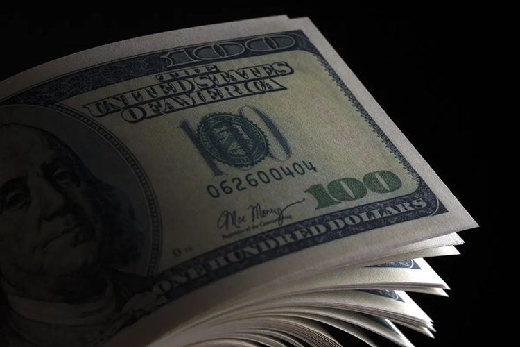 دلار دوباره ۱۱۳ هزار تومان شد؛ بازار ارز منتظر انفجار بعدی باشد؟