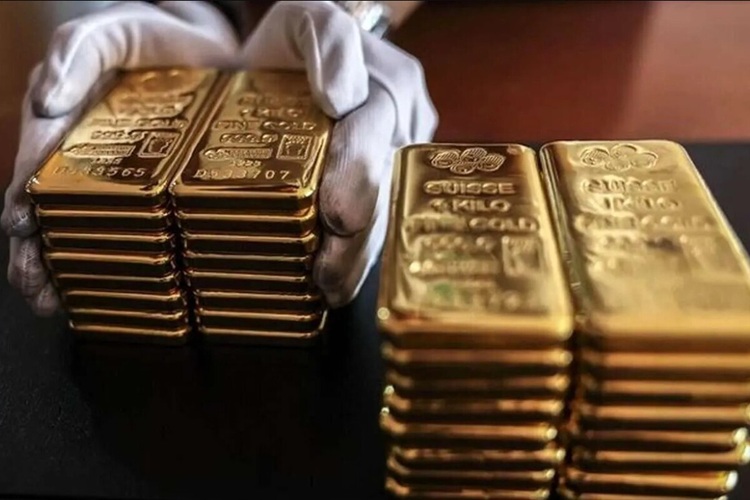 قیمت طلا ریزش کرد؛ بهای هر اونس به چند دلار رسید؟
