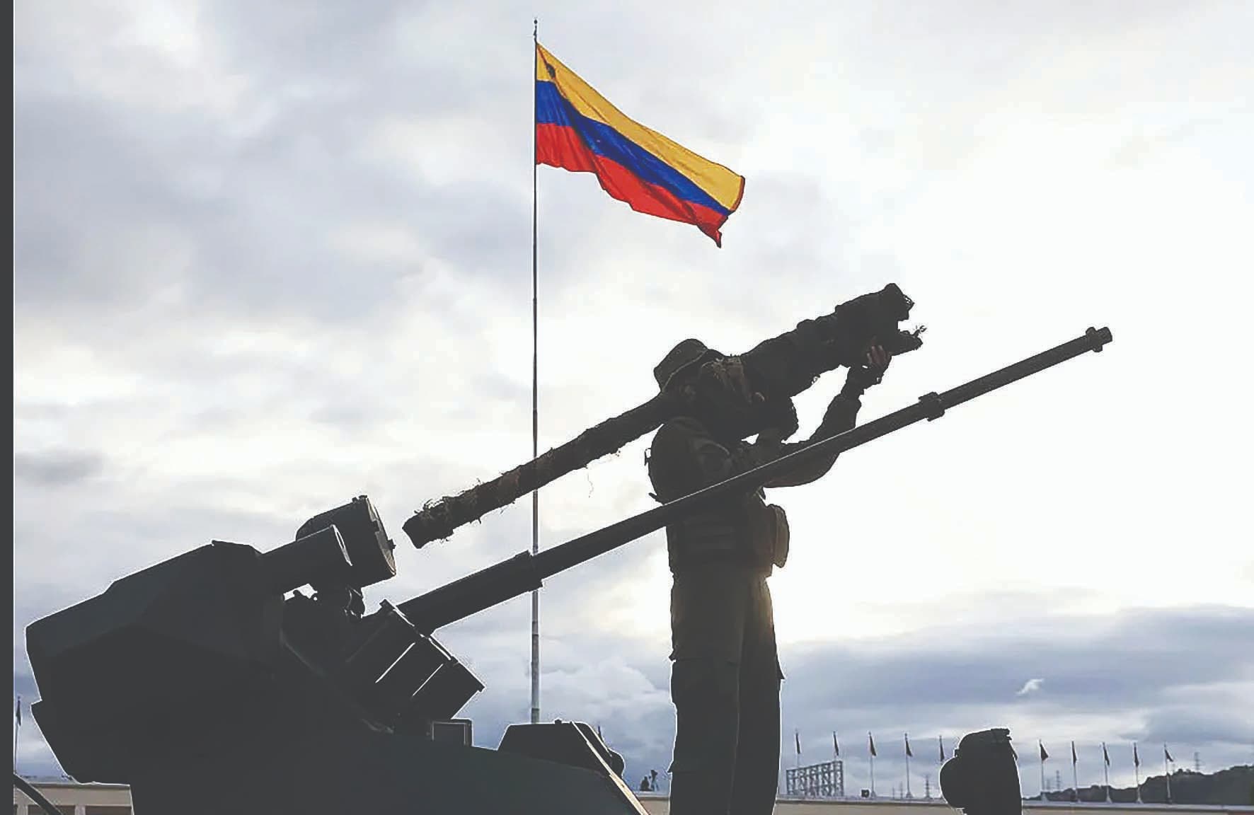 مادورو بر لبه تیغ