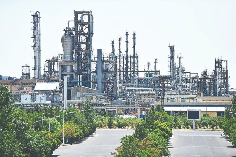 مدیریت موفق عرضه، تنوع‌سازی محصولات و موقعیت رقابتی مستحکم پتروشیمی تبریز در بورس‌کالا