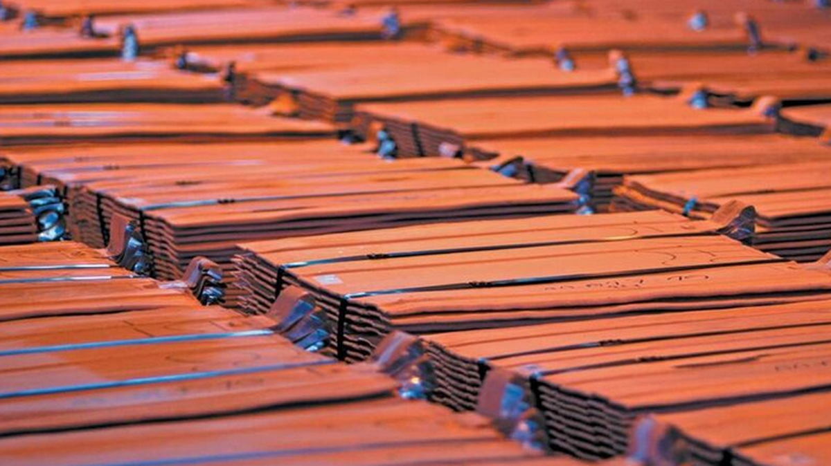 مس، آرام اما آماده جهش