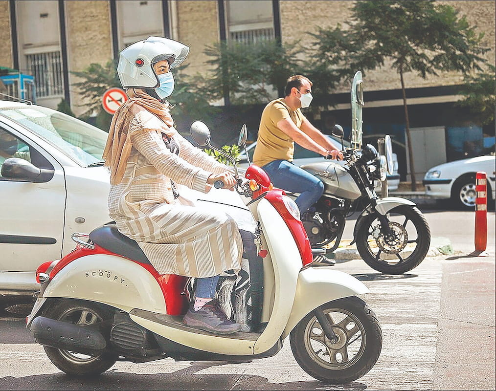 مسیر صدور گواهینامه موتورسیکلت زنان باز می‌شود؟