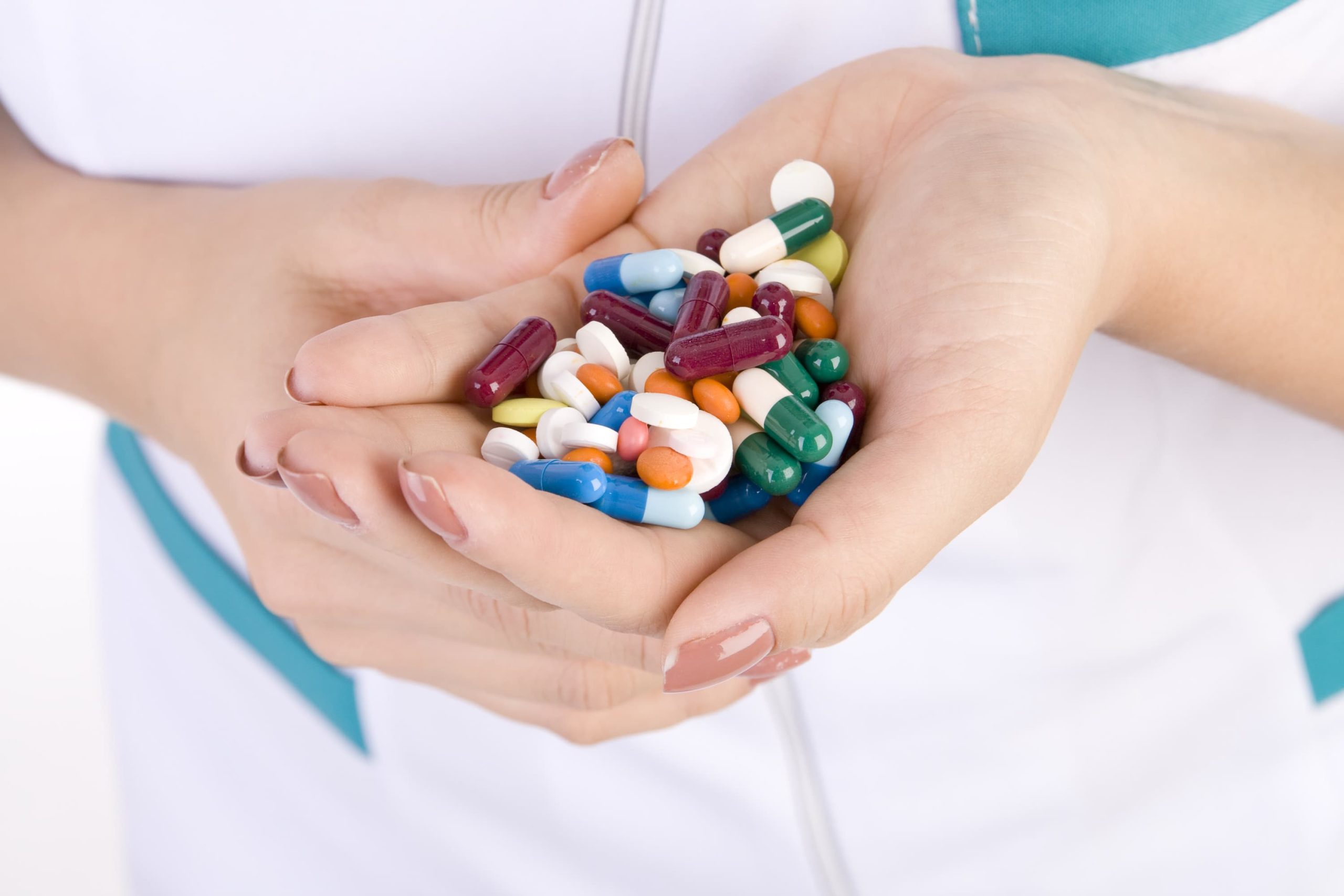 چرا ایران در مصرف آنتی‌بیوتیک‌ها رکورد می‌زند؟