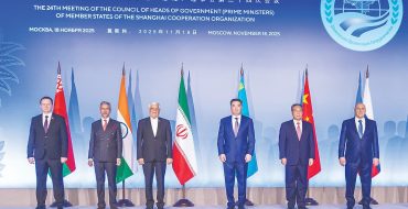 مقابله با یکجانبه گرایی غرب