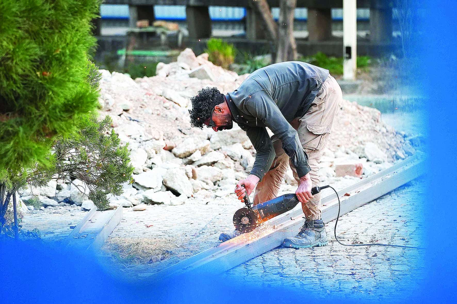 نبرد نابرابر حقوق و تورم