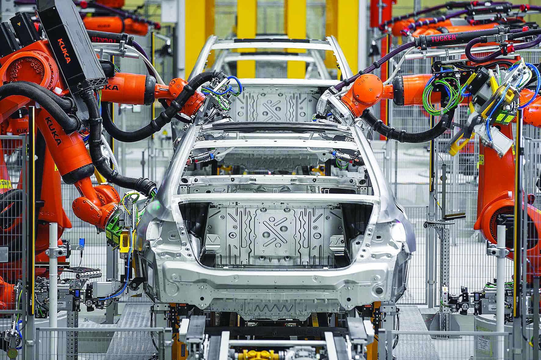 نسخه‌ای برای نابودی تولید یا نجات خودروسازان؟