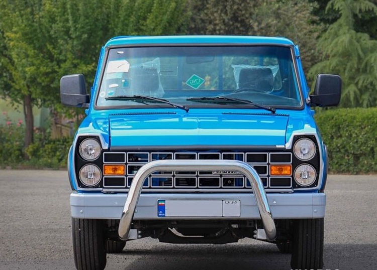 حذف نیسان آبی به اقتصاد ایران ضربه می‌زند؛ از ابزار کار تا شخصیت ملی