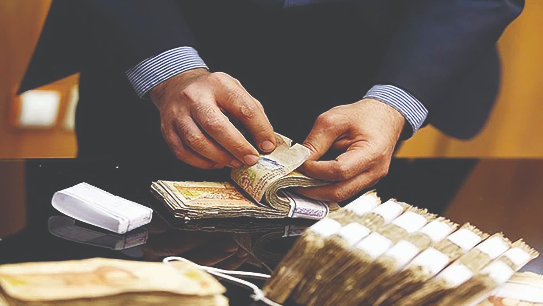 هزارتوی کوچک‌سازی دولت