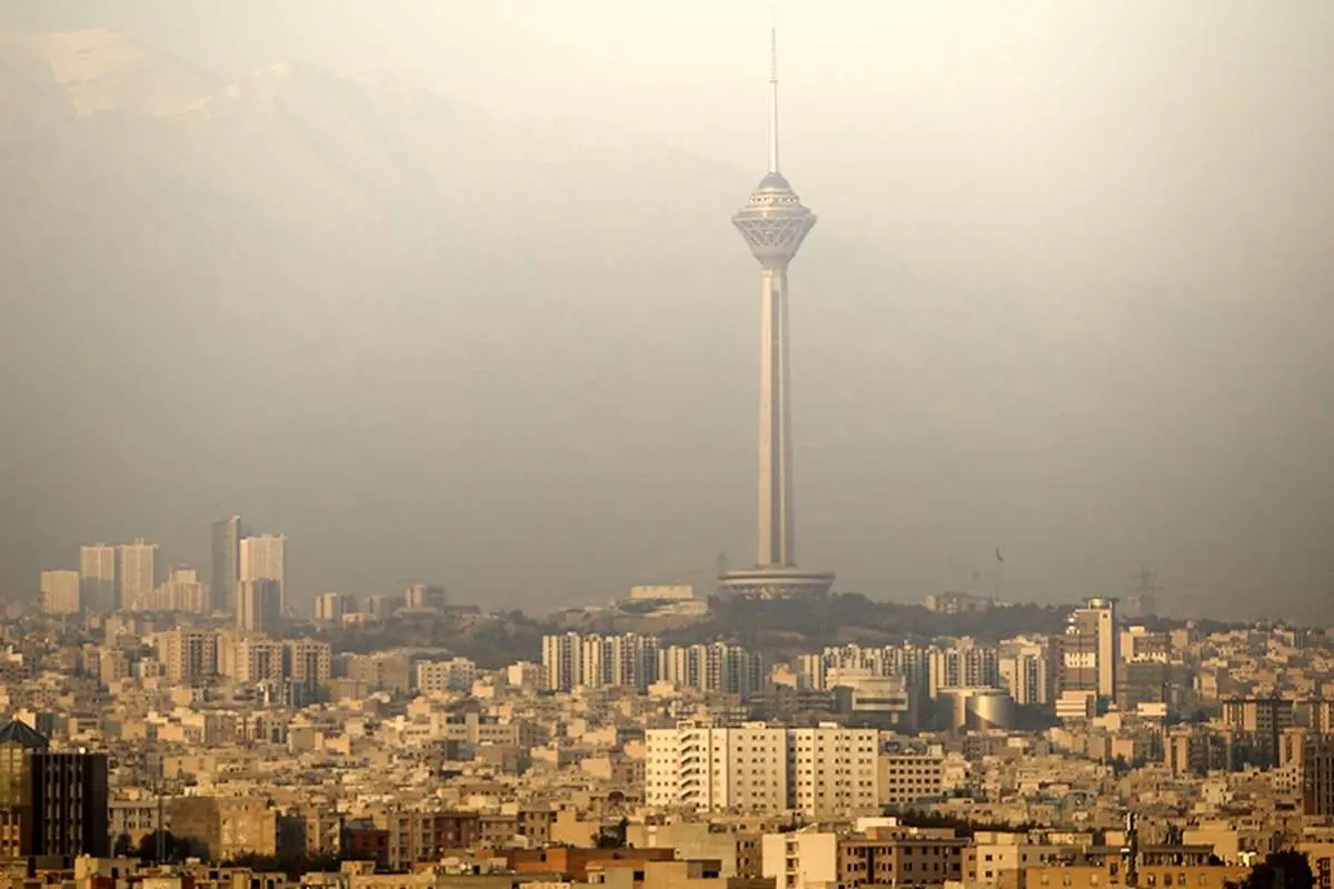شاخص آلودگی هوا ۱۶۵ شد: وضعیت بنفش و بسیار ناسالم در تهران