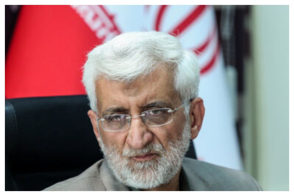 جلیلی: مذاکره‌ای که همراه با شلیک موشک باشد، بازگشت به ارتجاع است