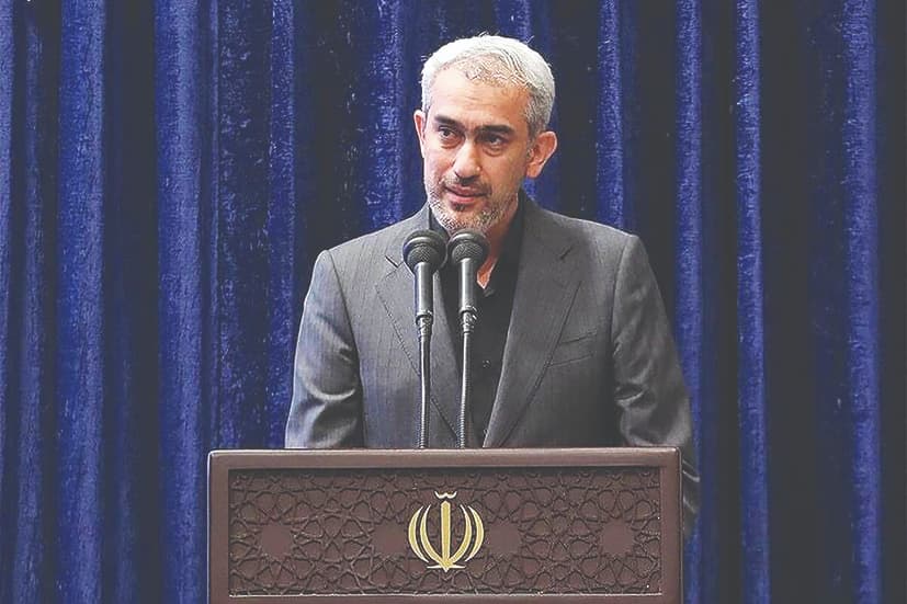 وزیر اقتصاد: تحقق رشد اقتصادی ۸‌درصدی بدون رفع موانع کلان ممکن نیست