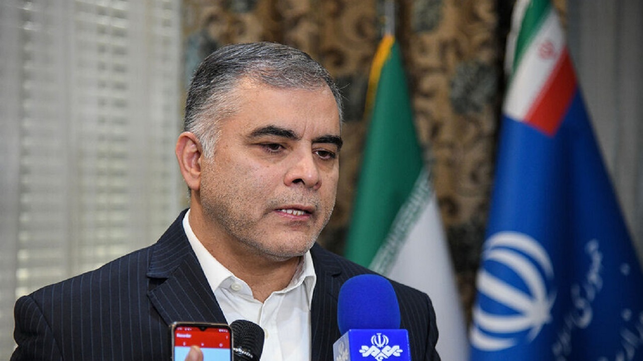 چرا واردات بنزین هزینه زیادی روی دست کشور می‌گذارد؟