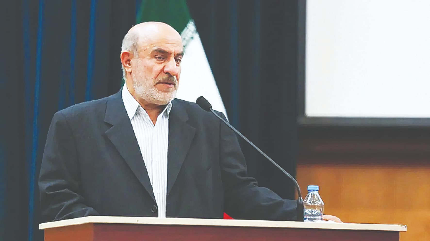 کشور در دوران بی‌دولتی حقیقی به سر می‌برد