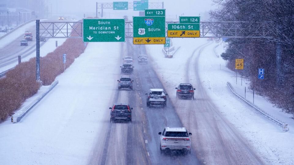 طوفان زمستانی در آمریکا: هزاران پرواز لغو شد و رکورد برف در شیکاگو شکسته شد