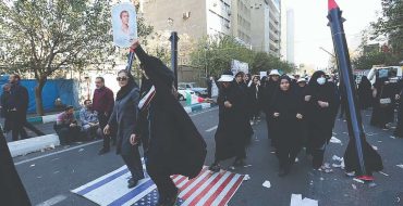 گرامیداشت استقلال و استحکام درونی