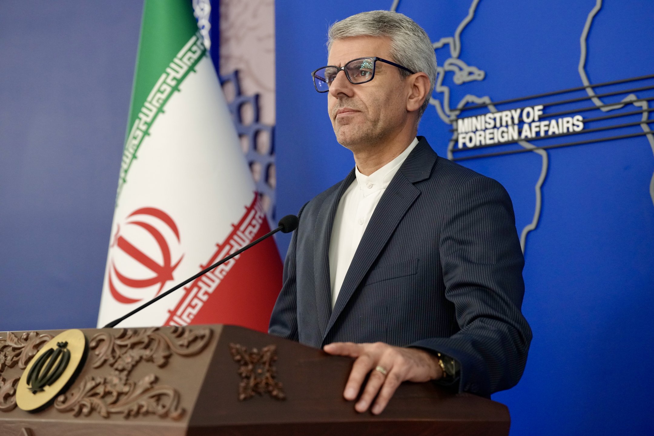 گره مذاکرات در میانجیگری نیست