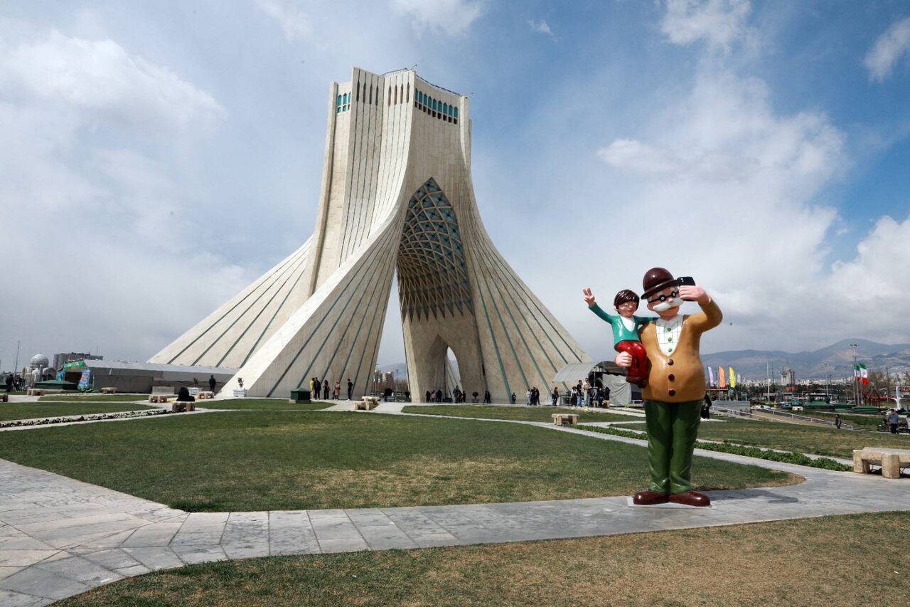 ادارات تهران فردا دورکار می شوند؟