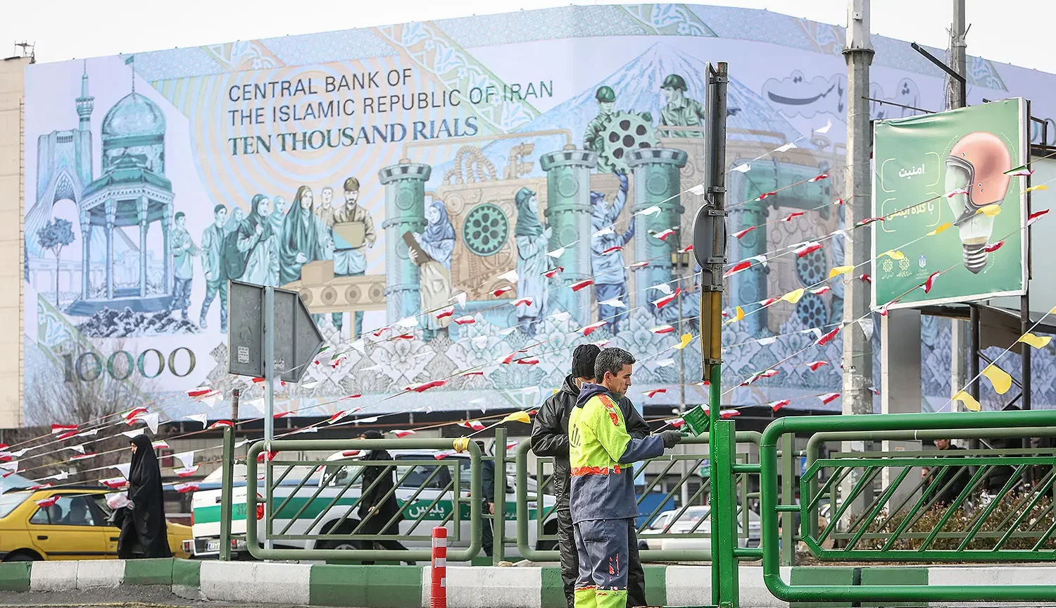 اقتصاد بدون نفت منفی شد؛ کاهش ۰.۵ درصدی GDP در شش ماهه اول سال جاری