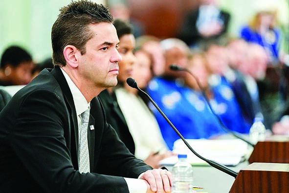 آمریکا باید زودتر از چین به ماه برود