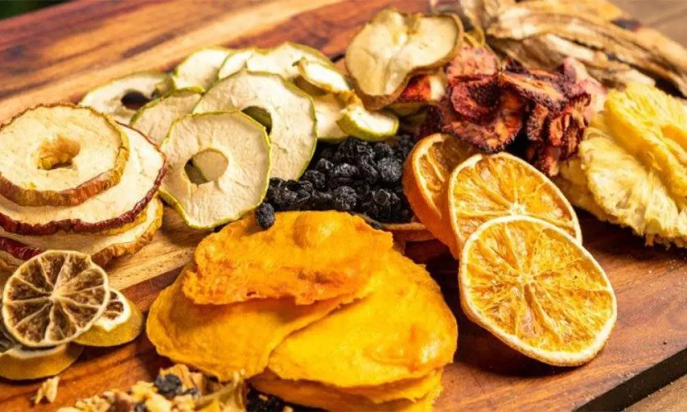 هشدار به دیابتی‌ها: میوه خشک معادل شکر عمل می‌کند