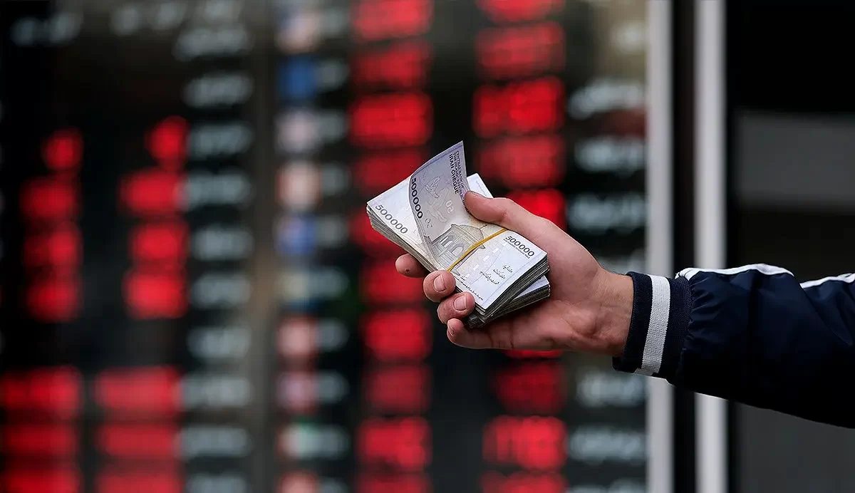 چرا قیمت دلار افسار گسیخت؟ تحلیل جهش تا کانال ۱۵۰ هزار تومانی