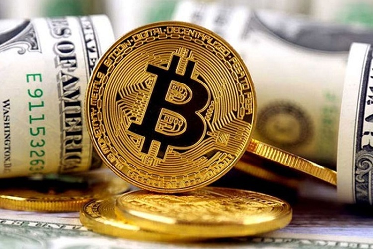 بیت‌کوین بی‌تأثیر بر قیمت دلار؛ تداوم رشد نرخ ارز در بازار