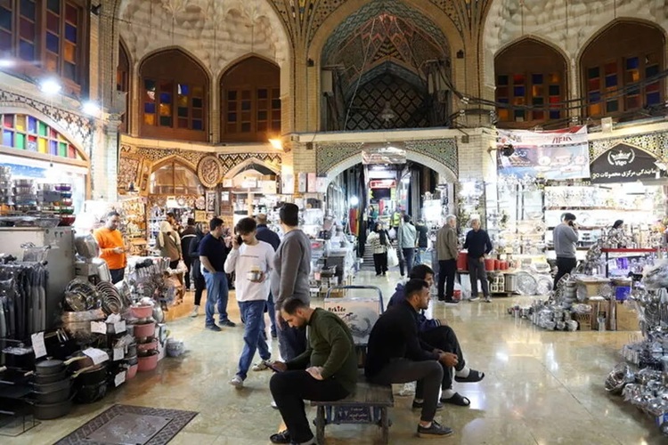 اعلام اسامی اماکن پرخطر بازار تهران؛ این ۱۱ ساختمان در وضعیت کاملاً بحرانی