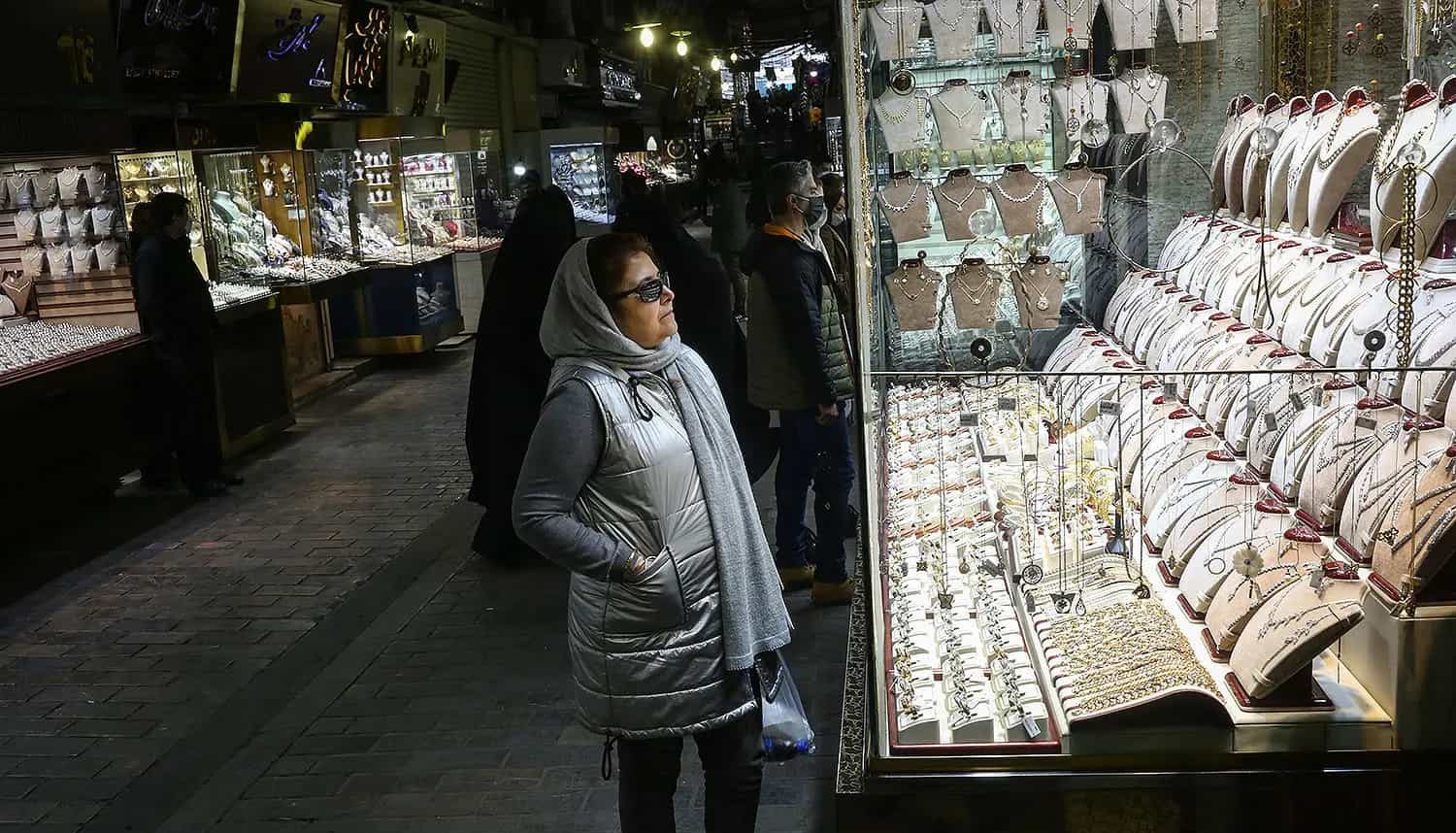 انس جهانی بالا رفت، بازار داخلی لرزید؛ سکه روی لبه ریسک