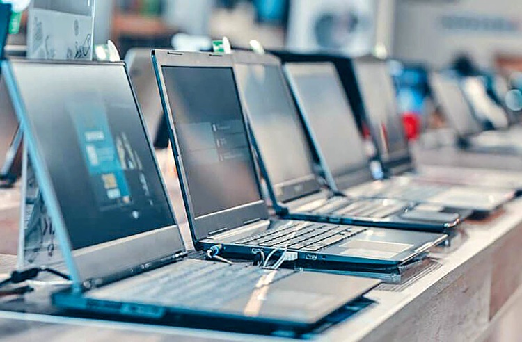 رکود شدید در بازار لپ‌تاپ؛ قیمت‌ها تا ۴۰ درصد گران شد