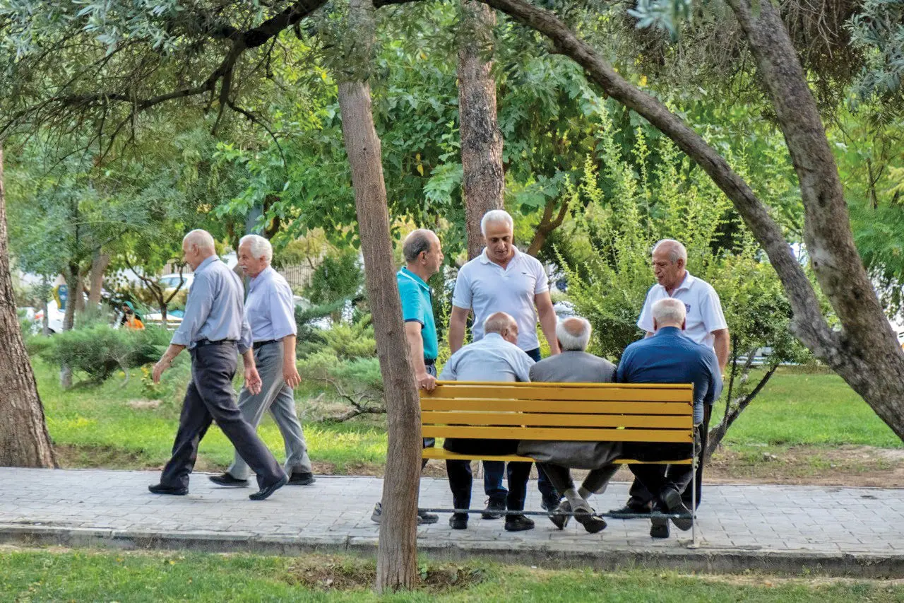 زنگ خطر دستمزدها؛ حقوق بیمه‌ای در ۱۵ استان عقب‌گرد کرد
