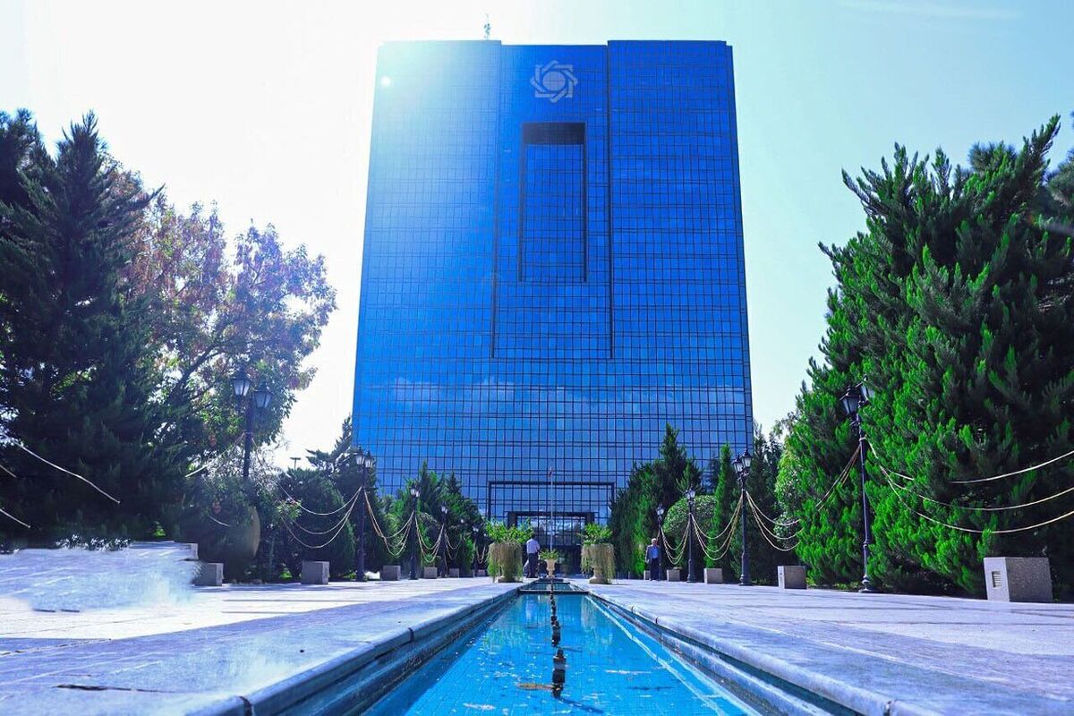 تمرکز بر تولید و اشتغال: بانک مرکزی به دنبال افزایش تولیدات ارزآور است