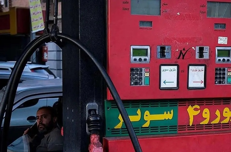 بنزین سوپر چرا عرضه نشد؟؛ شرکت‌های واردکننده مقصر شدند