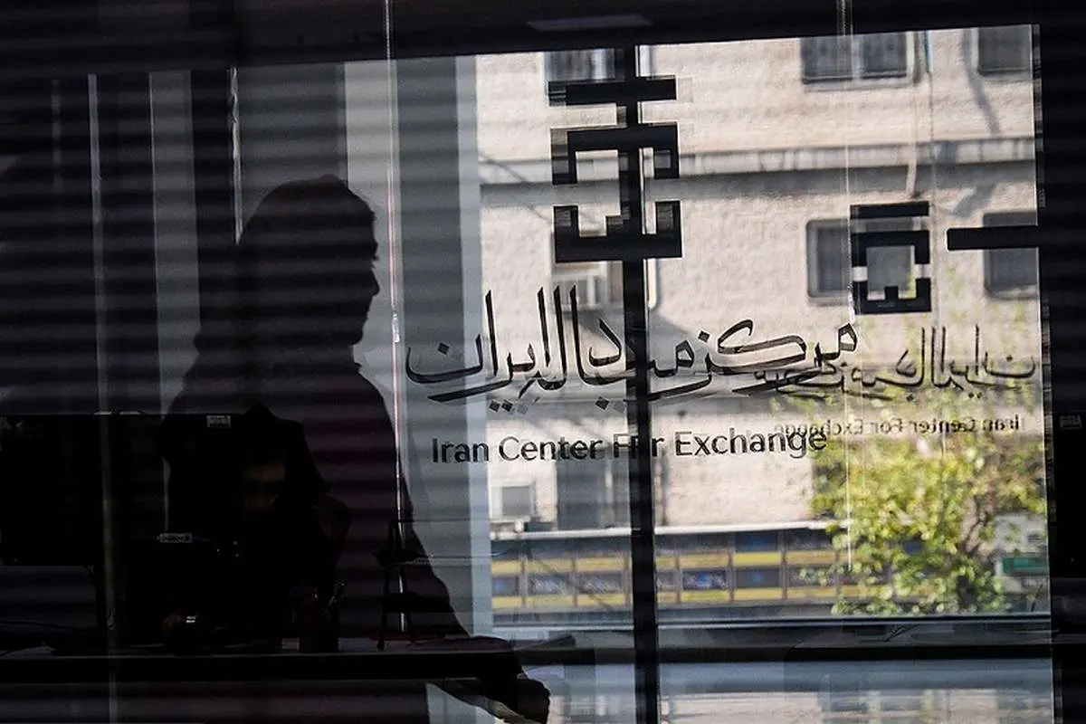 خروج صدها کالای وارداتی از لیست دلار ۷۰ هزار تومانی؛ از موبایل تا توربین‌