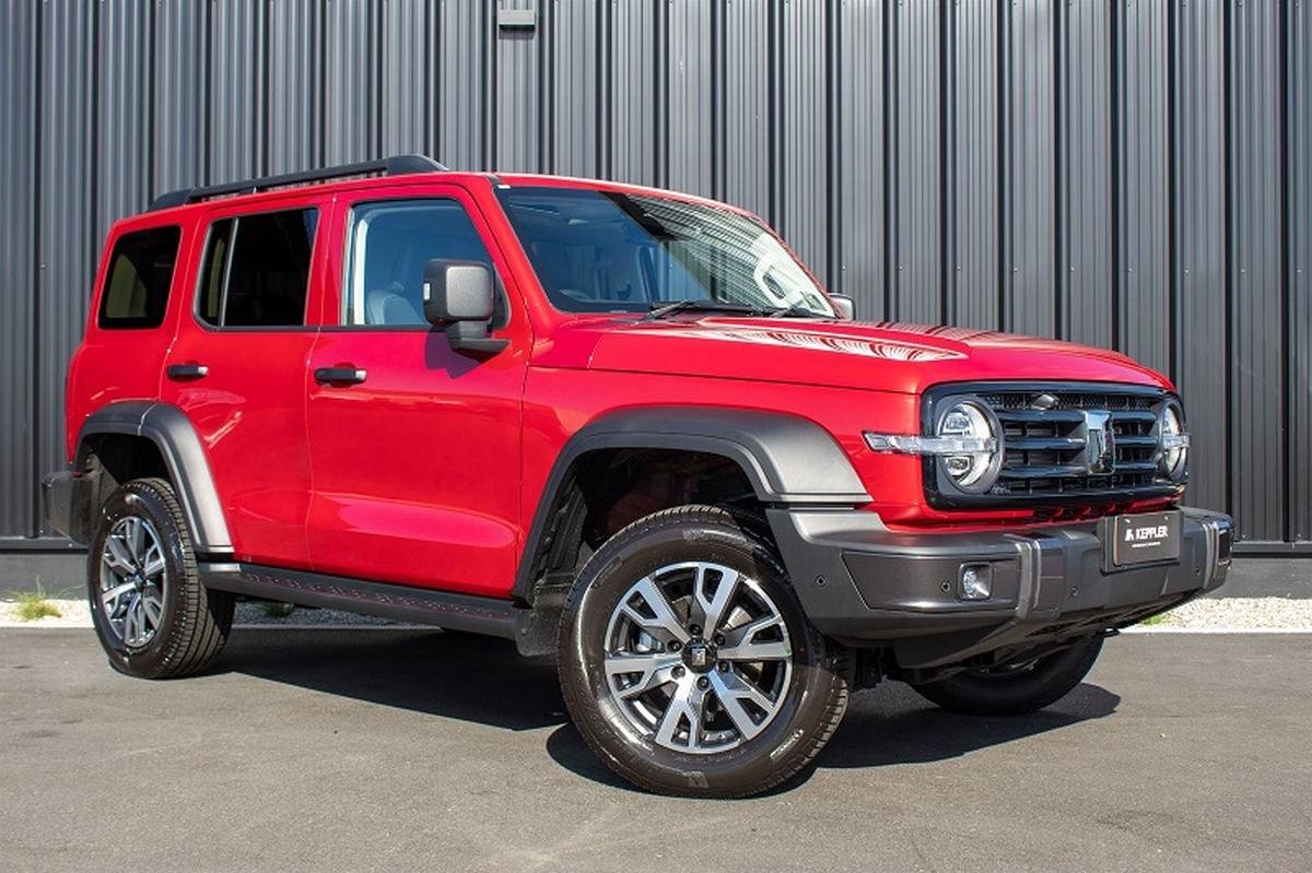 SUV آفرودی چینی با افزایش شدید قیمت وارد بازار ایران شد