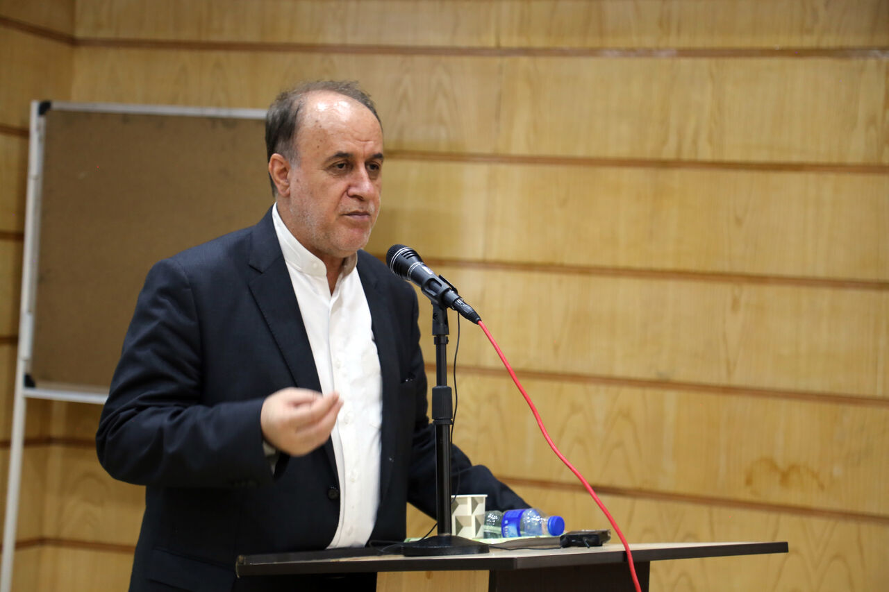 بودجه ۱۴۰۵ باید از کم‌درآمدان و کارمندان حمایت کند، وگرنه برای اصلاح بازمی‌گردد