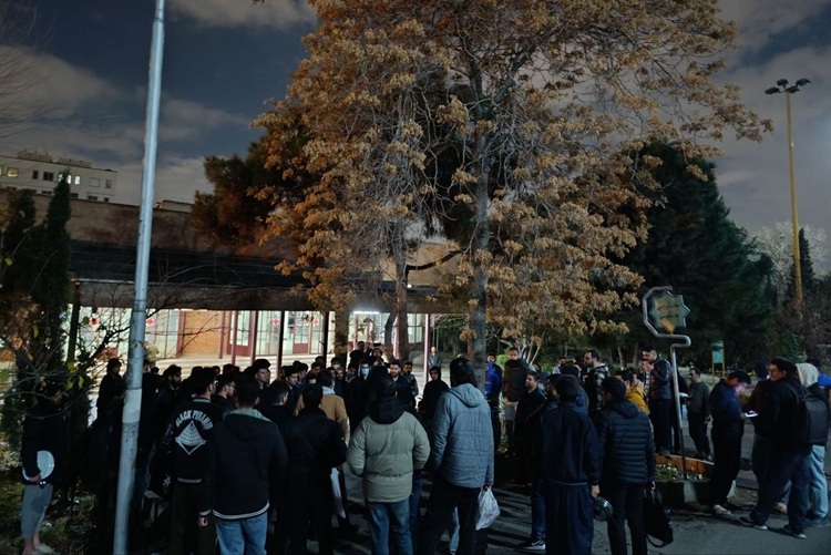 تصمیم جدید دانشگاه تهران جنجالی شد؛ دانشجویان به خیابان آمدند