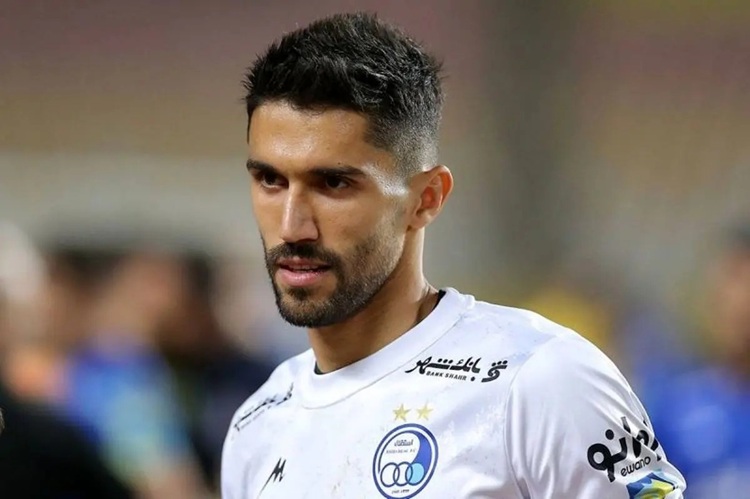 حسینی، کابوس استقلال؛ سپاهان با ستاره جدیدش صدرنشین شد