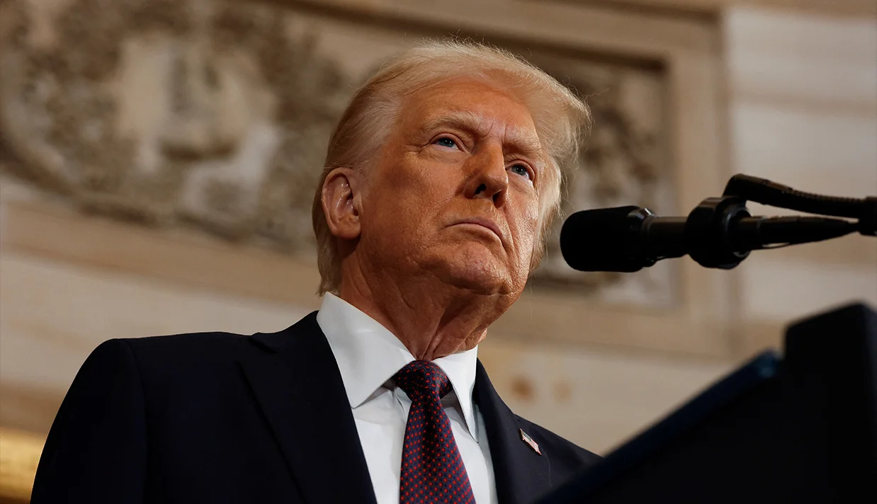 واشنگتن پست: ترامپ پیش از تصمیم نظامی، نتیجه مذاکره با ایران را می‌سنجد