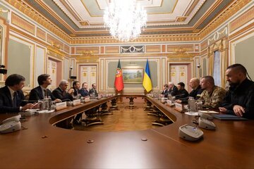 زلنسکی: شاید هرگز صلحی در کار نباشد؛ جنگ همچنان بی‌پایان است