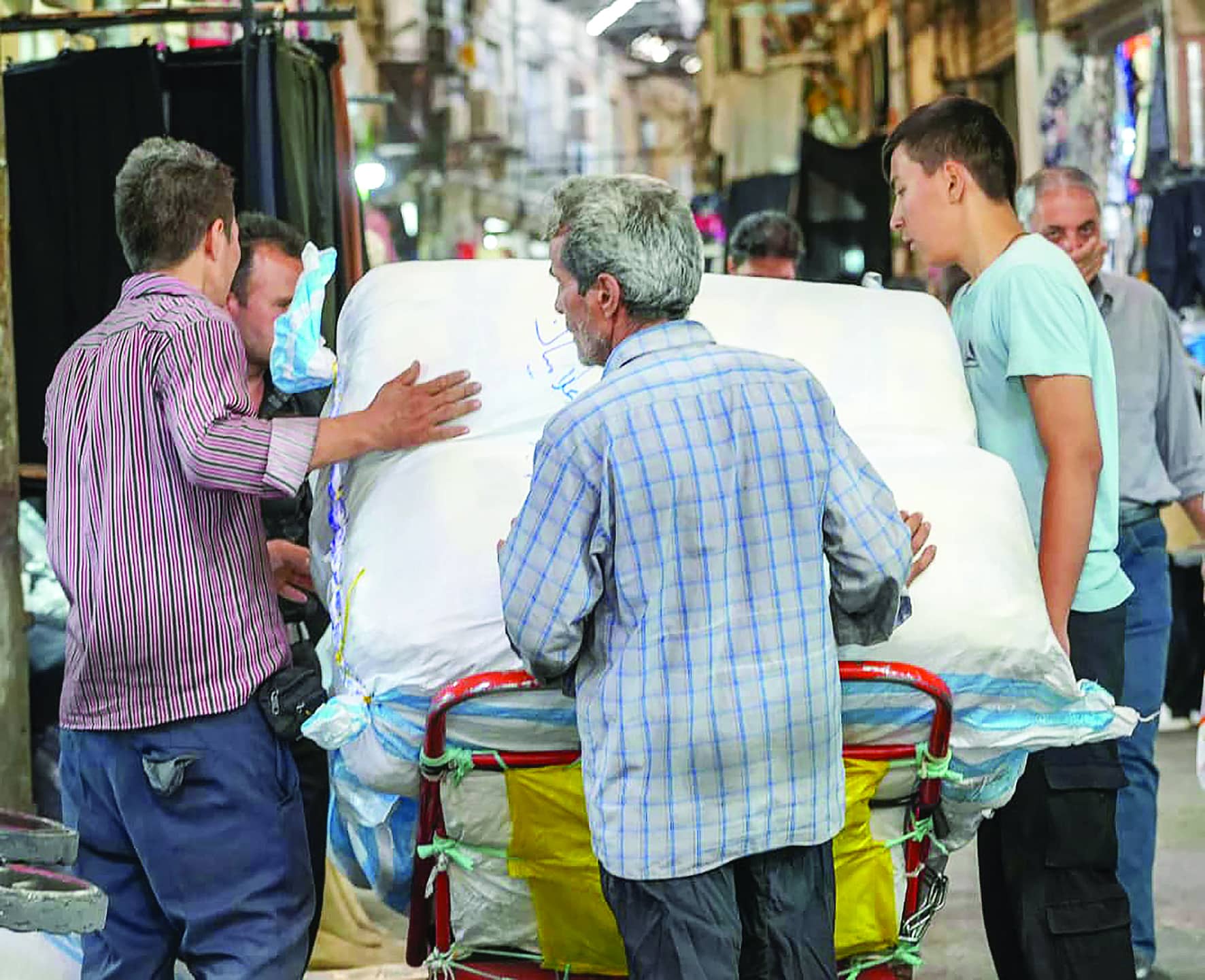 زنگ خطر معیشت کارگران