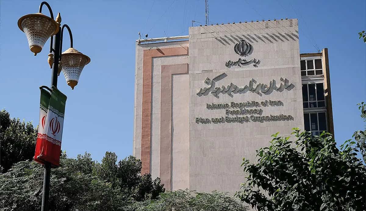 وضعیت ناخوشایند مالی دولت: مصرف منابع نفتی در هشت ماهه اول سال